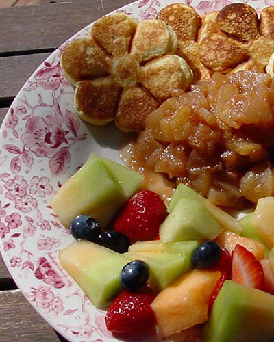 Breakfast/Yosemite,CA/Apple Blossom